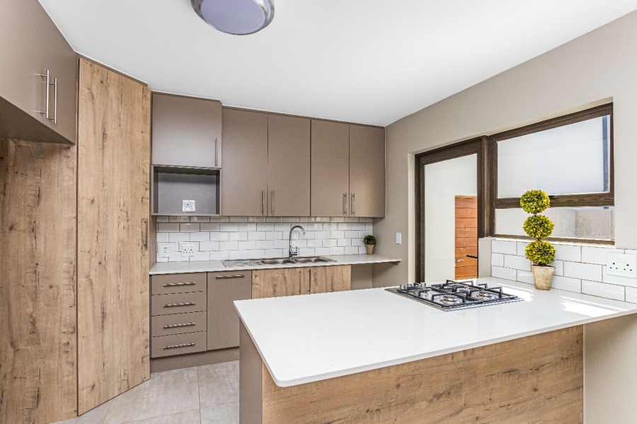 3 Bedroom Property for Sale in La Camargue Private Country Estate North West